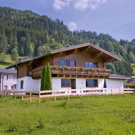 Dorfkristall Dağ evi Bramberg am Wildkogel